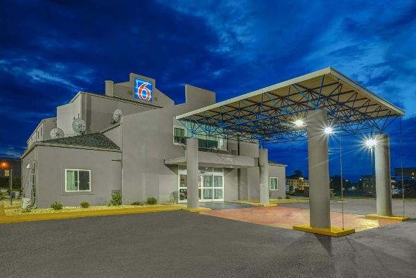 Motel 6 - Montgomery / Hope Hull image 4